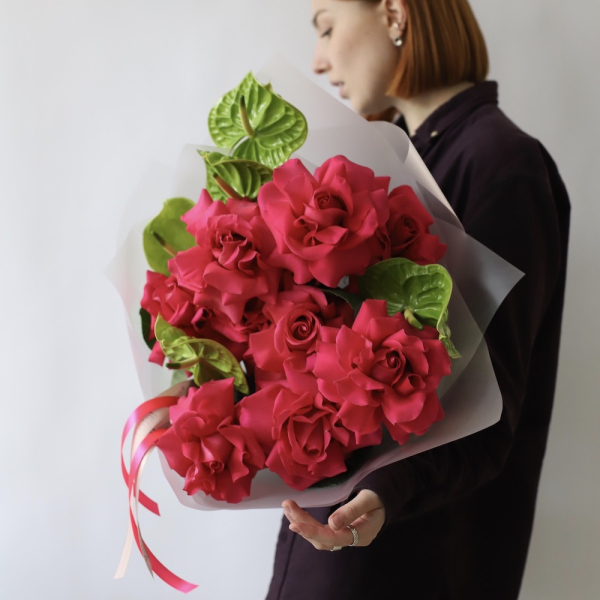 Roses with Anthuriums -  Размер S 