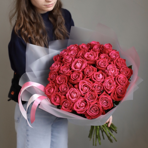 Raspberry roses -  39 роз 